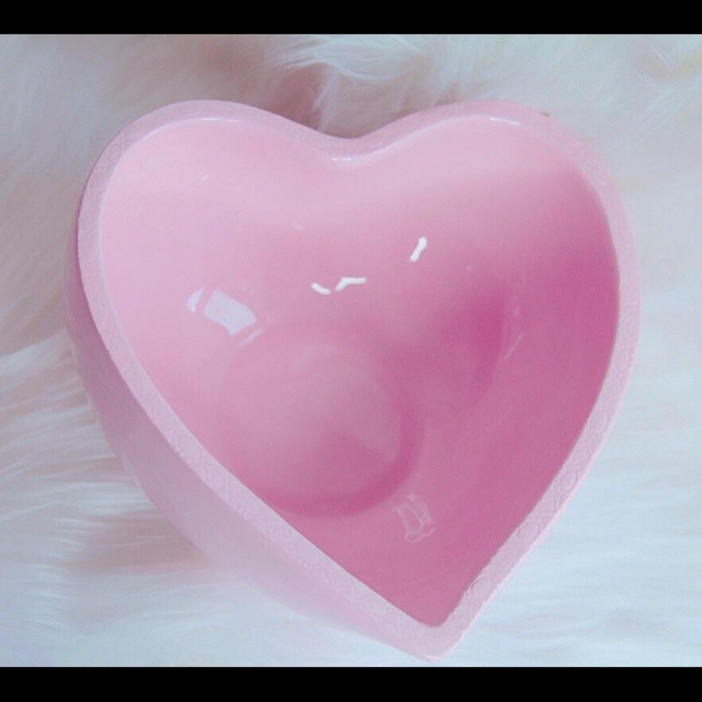 heart bowl pink
